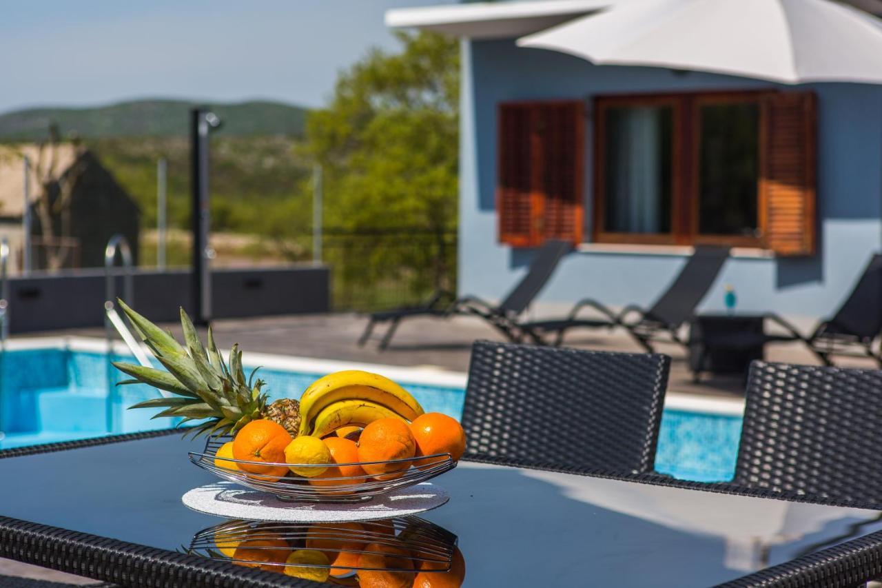 Holiday Home Villa Marija Radosic  Eksteriør bilde