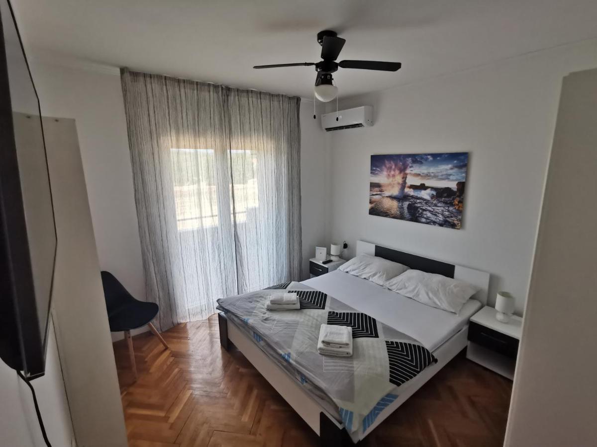 Holiday Home Villa Marija Radosic  Eksteriør bilde